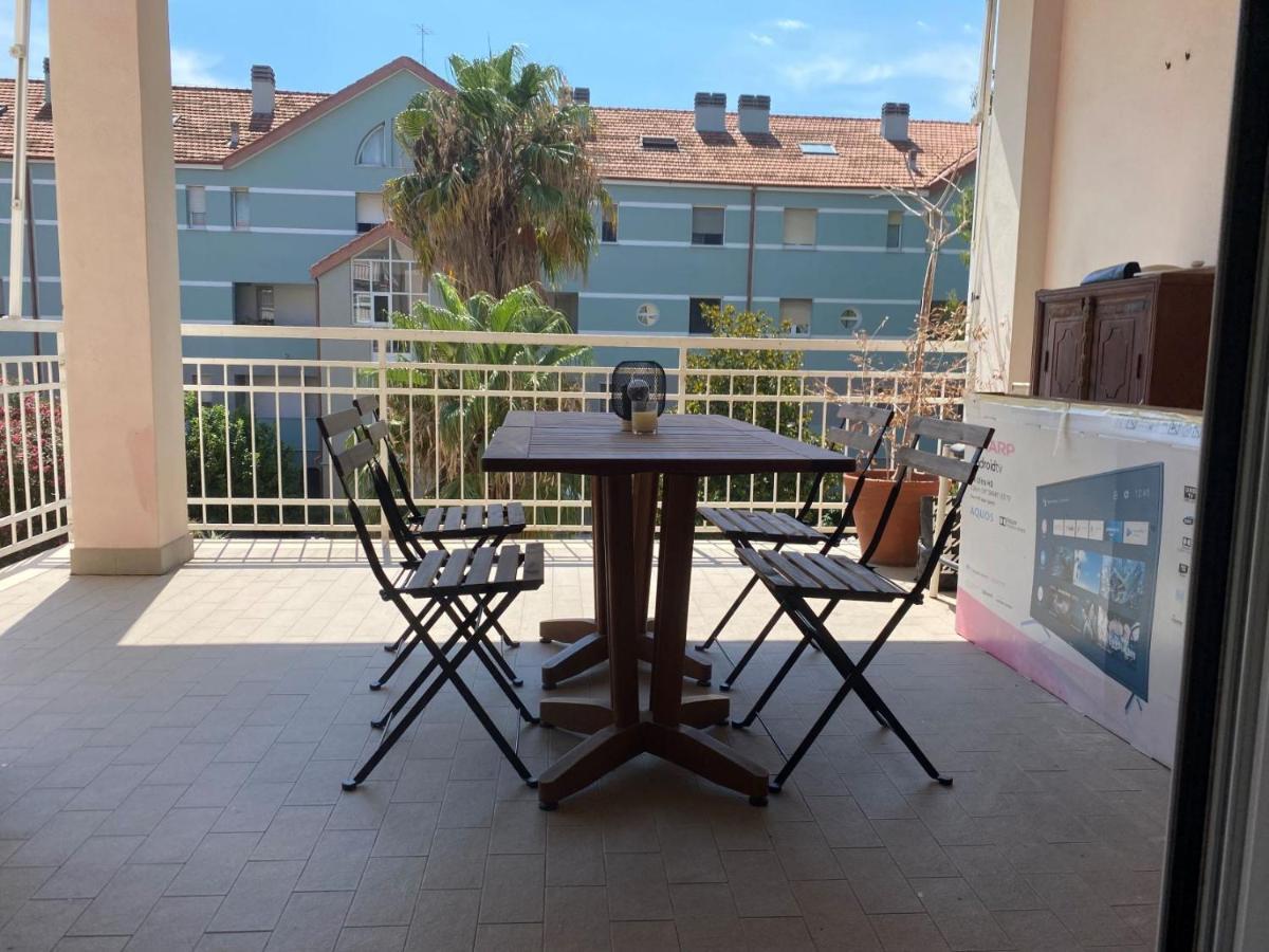 Apartament Delizioso Trilocale A Due Passi Dal Mare Di Albenga Zewnętrze zdjęcie